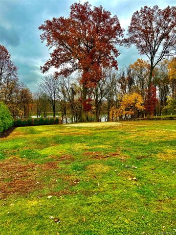 335 Strawtown Road, New City, NY 10956