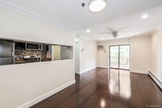 141-16 84th Drive 3B, Briarwood, NY 11435