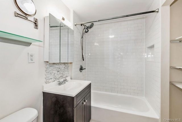 141-16 84th Drive 3B, Briarwood, NY 11435