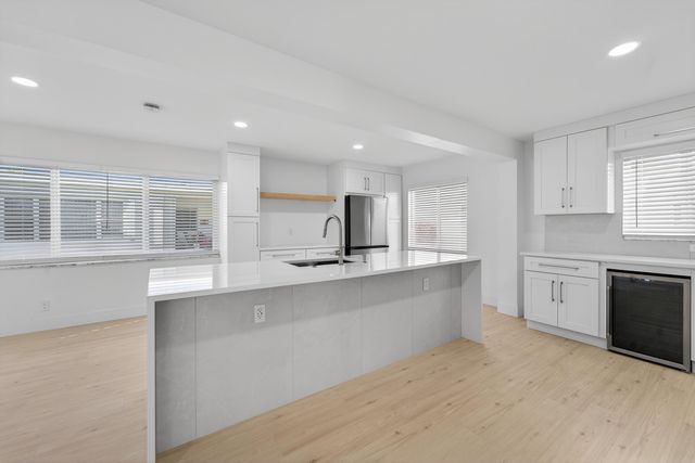 2095 SW 14 Avenue SW, Boynton Beach, FL 33426