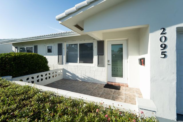 2095 SW 14 Avenue SW, Boynton Beach, FL 33426