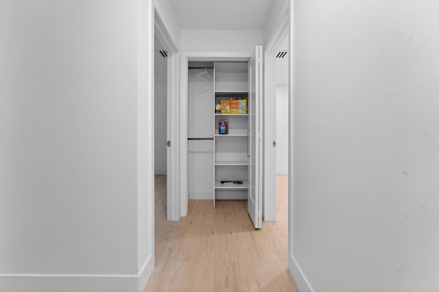 2095 SW 14 Avenue SW, Boynton Beach, FL 33426