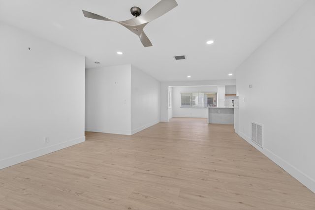 2095 SW 14 Avenue SW, Boynton Beach, FL 33426