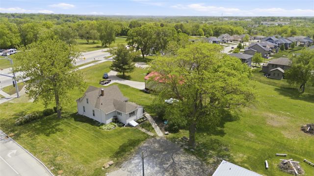 31168 Ashworth Road, Waukee, IA 50263