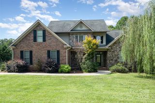 484 New Salem Road, Statesville, NC 28625