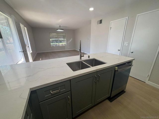 13942 Via Rimini, San Diego, CA 92129
