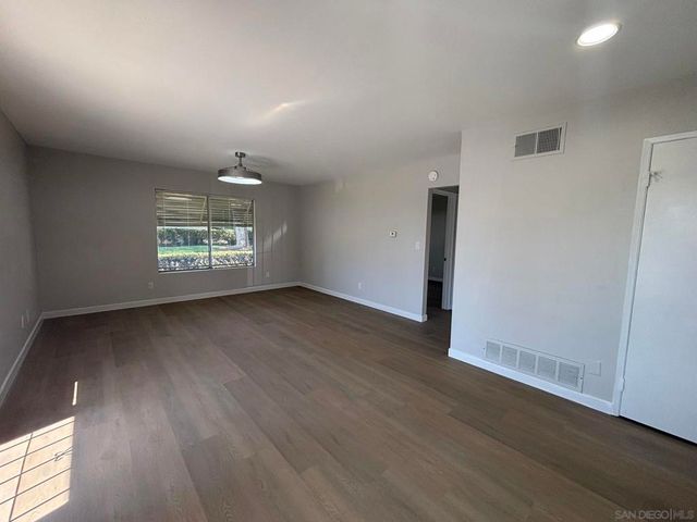 13942 Via Rimini, San Diego, CA 92129