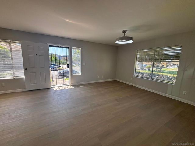 13942 Via Rimini, San Diego, CA 92129