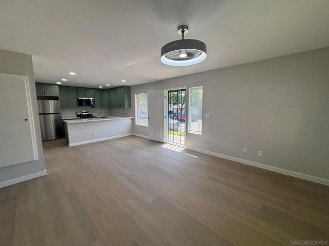 13942 Via Rimini, San Diego, CA 92129