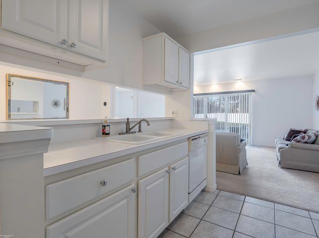 55074 Westchester Drive, Shelby Twp, MI 48316