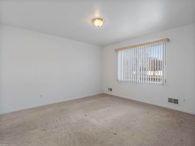 55074 Westchester Drive, Shelby Twp, MI 48316