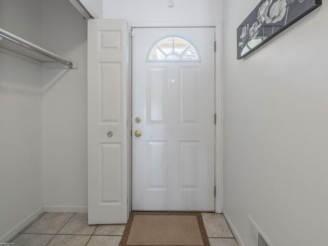 55074 Westchester Drive, Shelby Twp, MI 48316