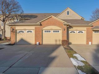 55074 Westchester Drive, Shelby Twp, MI 48316