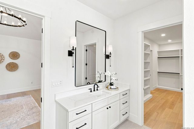 9923 SAXET DR, Boerne, TX 78006