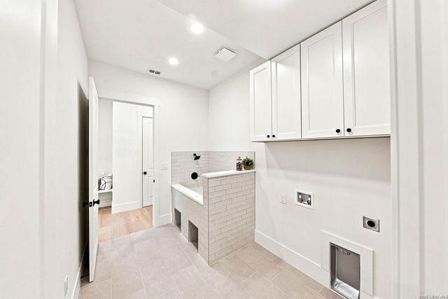 9923 SAXET DR, Boerne, TX 78006