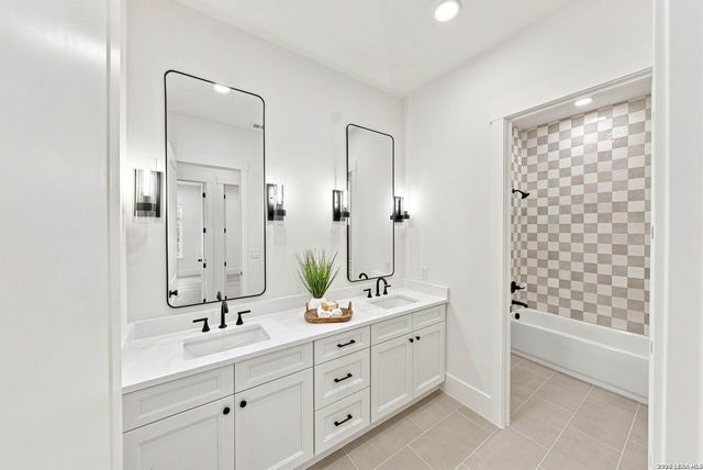 9923 SAXET DR, Boerne, TX 78006