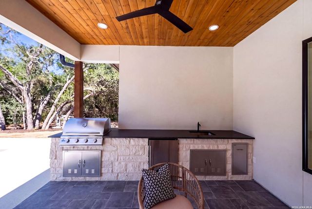 9923 SAXET DR, Boerne, TX 78006