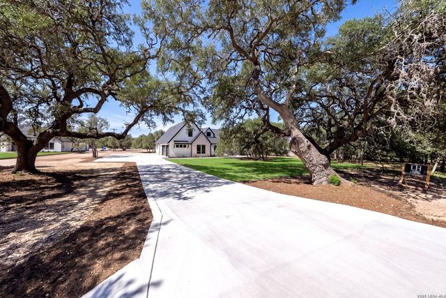 9923 SAXET DR, Boerne, TX 78006