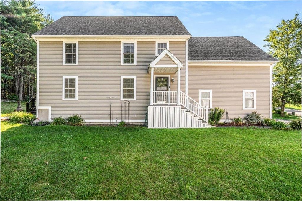 64 Barbara Lane, Hudson, NH 03051
