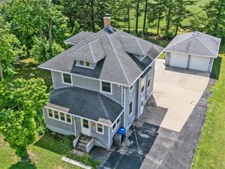 10N874 Rippburger Road, Elgin, IL 60124