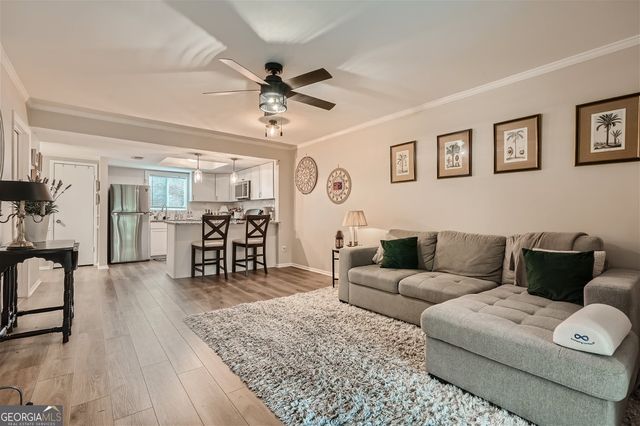 15 Little Silver Court SE, Smyrna, GA 30080