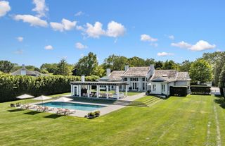 210 Downs Path, Southampton, NY 11968