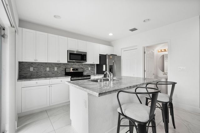 2790 NW Treviso Circle, Port St Lucie, FL 34986