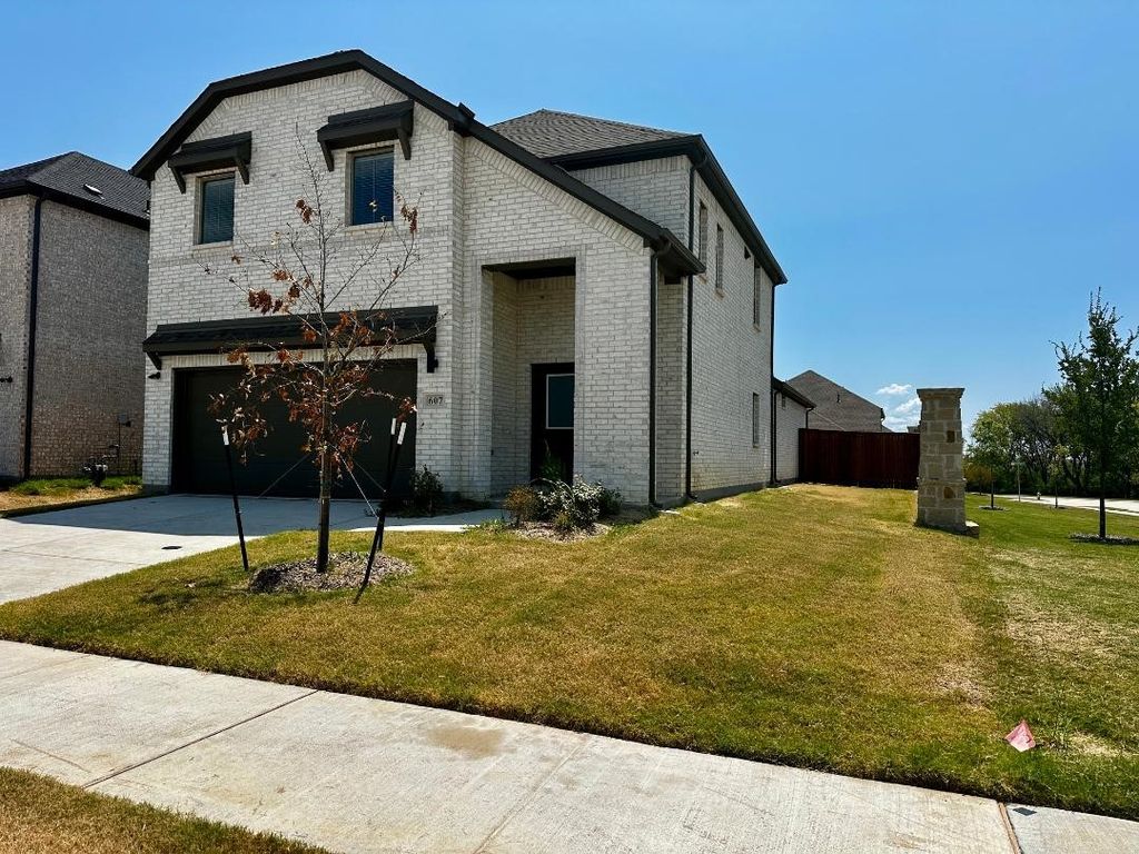 607 Green Grass Drive, Mckinney, TX 75071