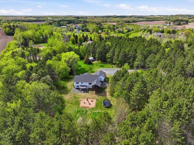 709 N Bay Road, Somerset, WI 54025