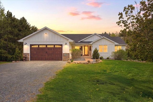 709 N Bay Road, Somerset, WI 54025