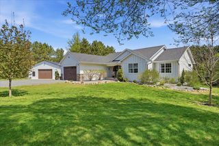 709 N Bay Road, Somerset, WI 54025