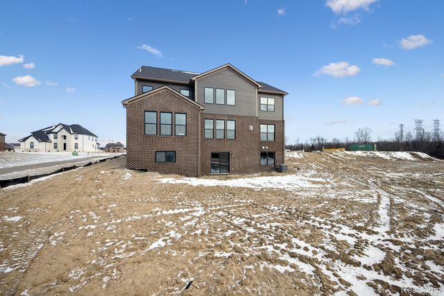 12220 Romeo Lane, Washington Township, MI 48094