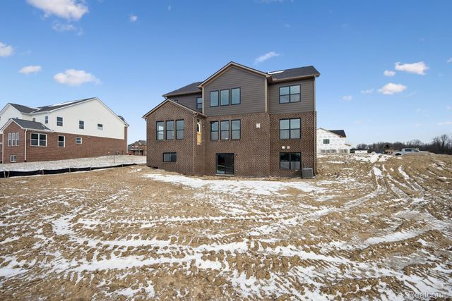 12220 Romeo Lane, Washington Township, MI 48094