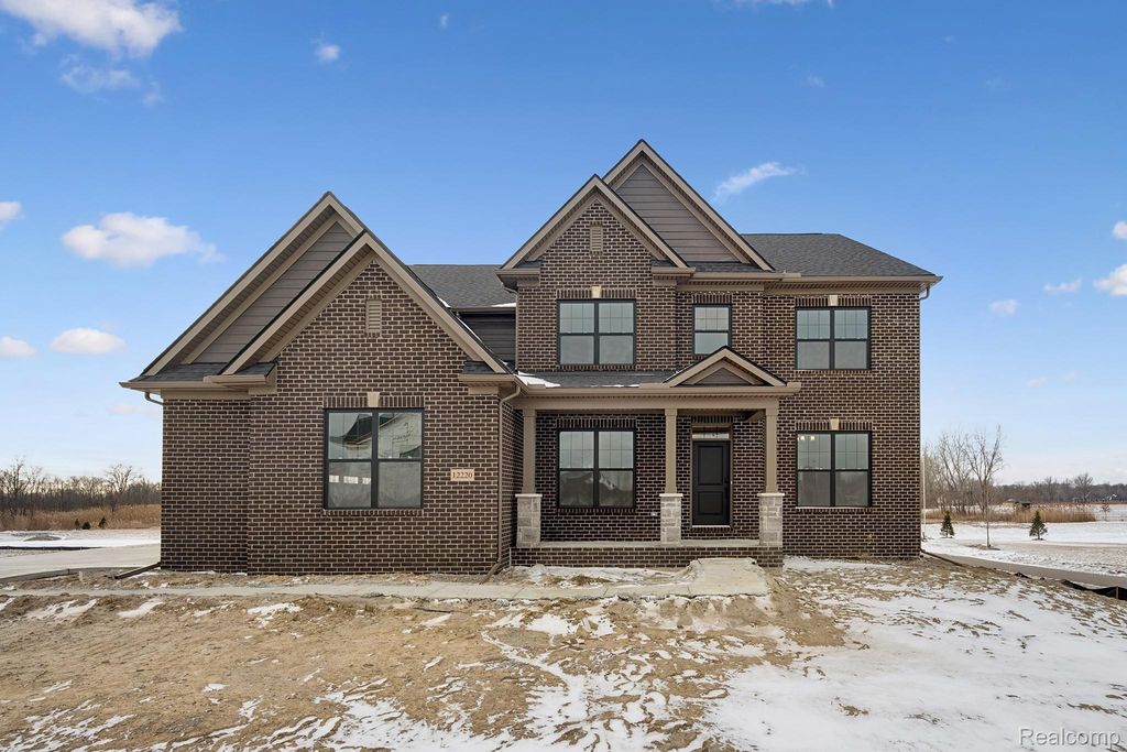 12220 Romeo Lane, Washington Township, MI 48094