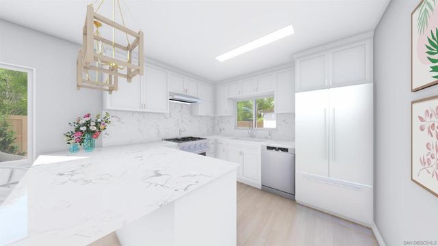 321 E 8th Ave, Escondido, CA 92025