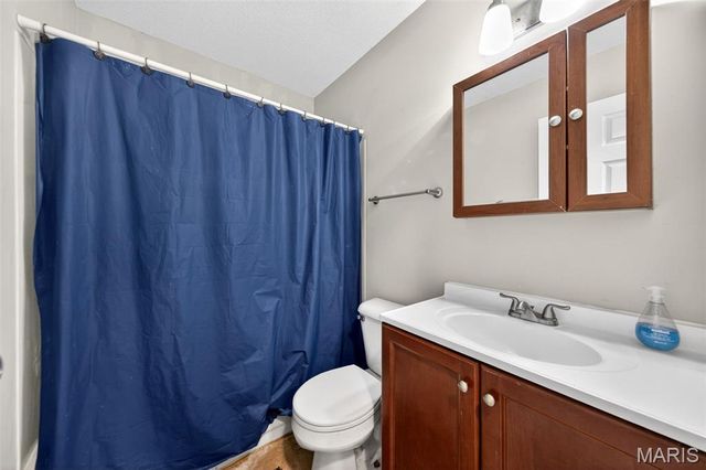 3051 Charmbrook Lane, Maryland Heights, MO 63043