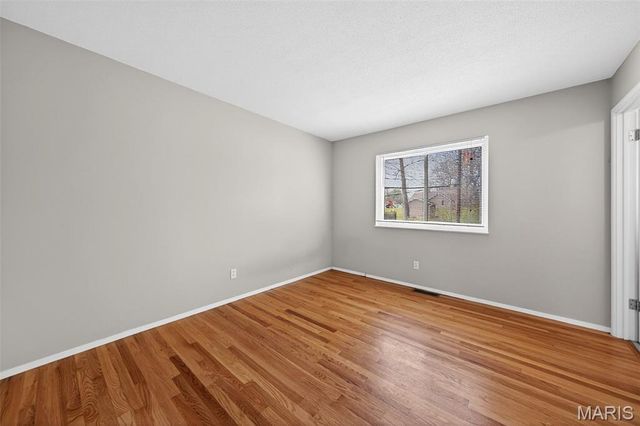 3051 Charmbrook Lane, Maryland Heights, MO 63043