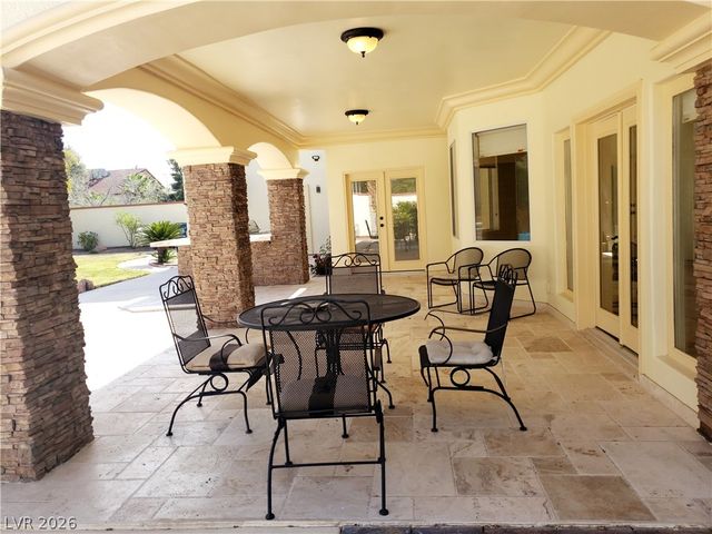 7261 Obannon Drive, Las Vegas, NV 89117