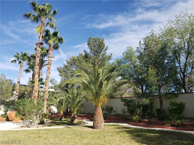 7261 Obannon Drive, Las Vegas, NV 89117