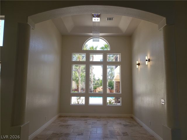 7261 Obannon Drive, Las Vegas, NV 89117