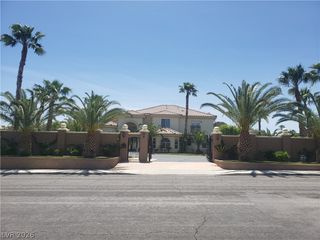 7261 Obannon Drive, Las Vegas, NV 89117