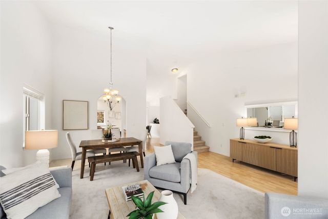 22906 SE 268th Place, Maple Valley, WA 98038