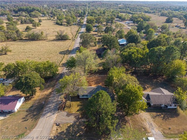 408 E Woodson Avenue, Fort Smith, AR 72916