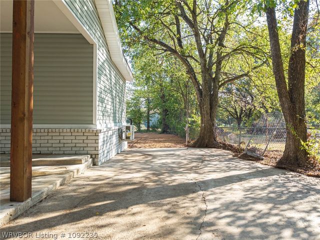 408 E Woodson Avenue, Fort Smith, AR 72916