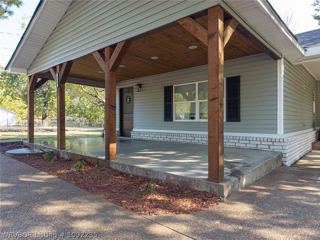 408 E Woodson Avenue, Fort Smith, AR 72916