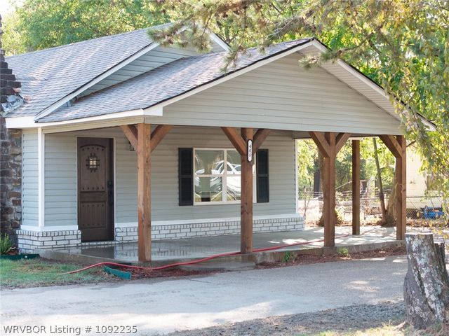 408 E Woodson Avenue, Fort Smith, AR 72916