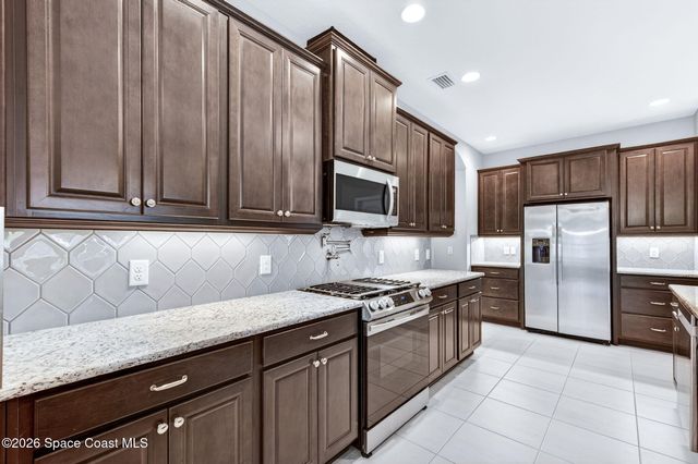 7945 Millbrook Avenue, Melbourne, FL 32940