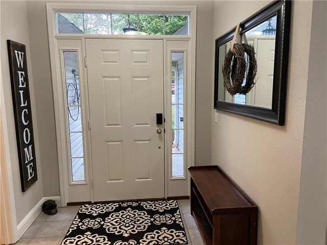 15 Rillington Drive, Bella Vista, AR 72714