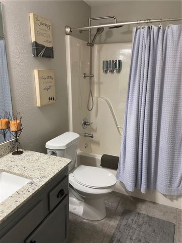 15 Rillington Drive, Bella Vista, AR 72714