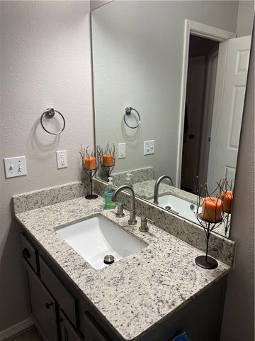 15 Rillington Drive, Bella Vista, AR 72714